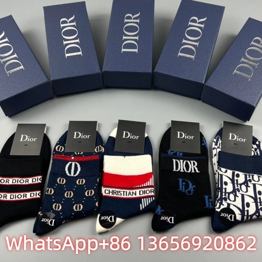 Burberry Socks Logo Crew — D 2(10 Double-2 box)