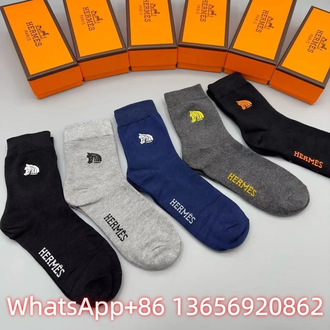 Burberry Socks Logo Crew — H 5(5 Double-1 box)
