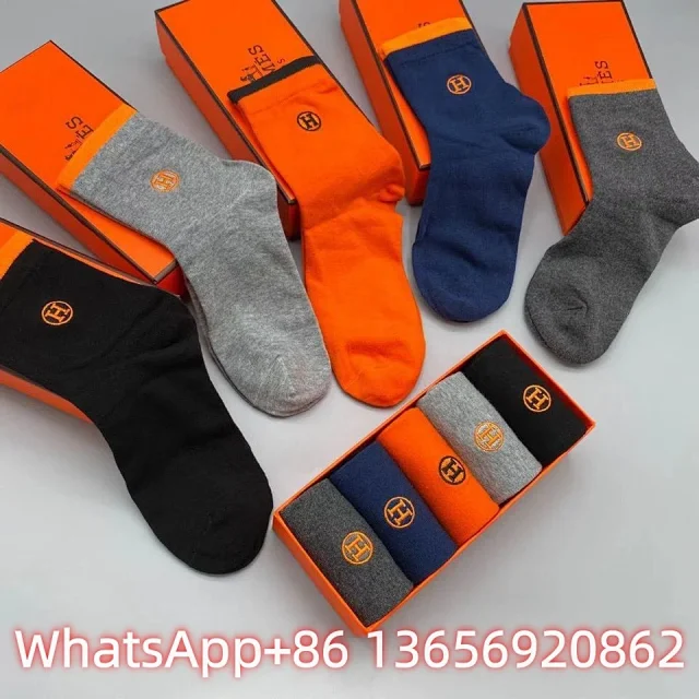 Burberry Socks Logo Crew product detail image 4