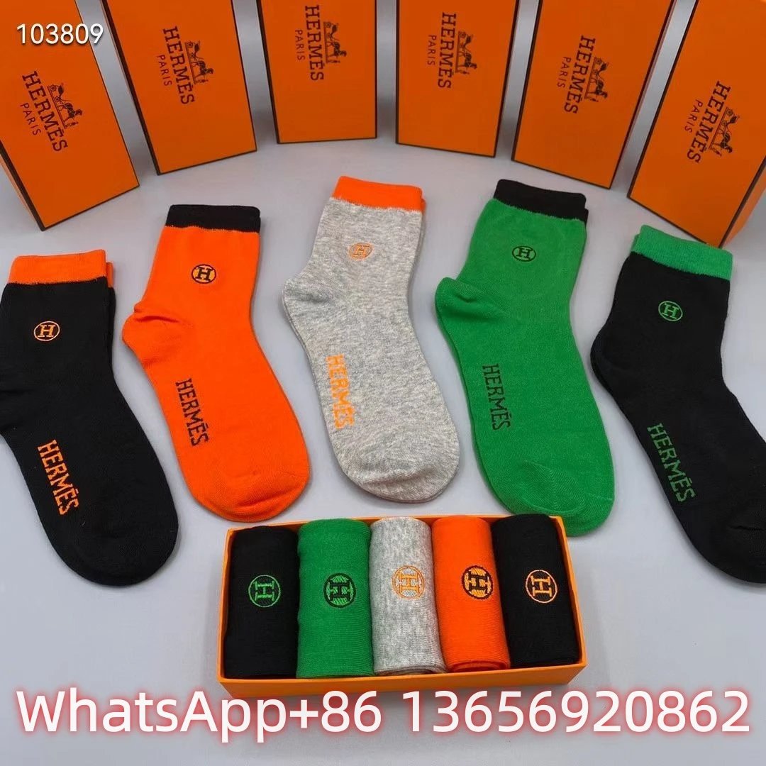 Burberry Socks Logo Crew — H 2(10 Double-2 box)