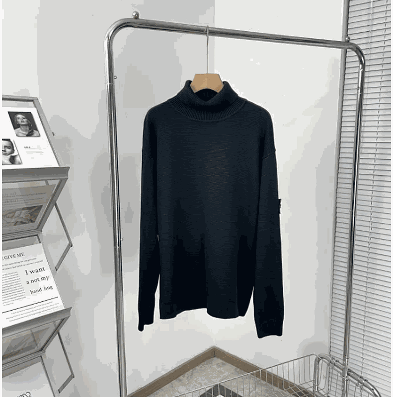Black Turtleneck Swe