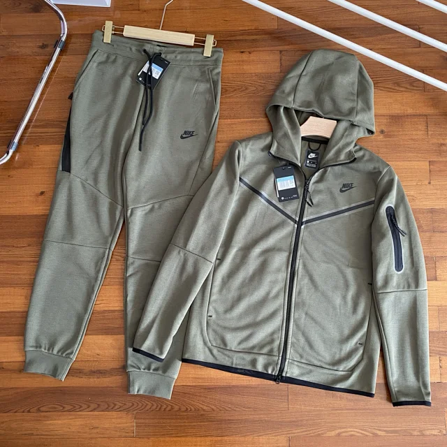 Nike Tracksuits Zip-up hooded tracksuit with jogger pants product detail image 13