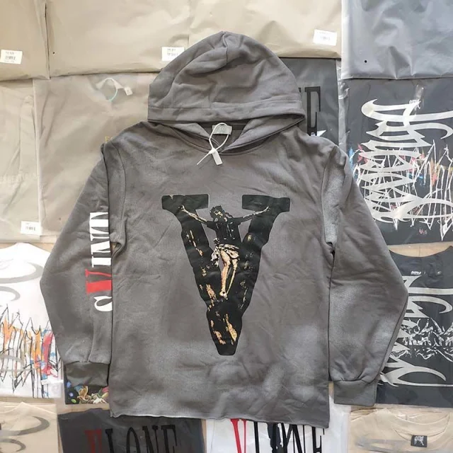 VLONE Hoodies & Sweatshirts Graphic Logo Print Hooded Sweatshirt product detail image 13