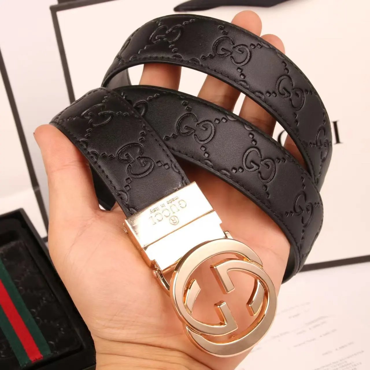 Gucci Bee Motif GG Supreme Belt White - 13