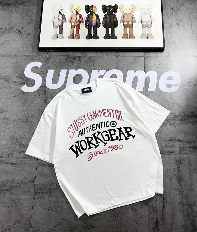 Stüssy T-Shirts Graphic logo print product detail image 11