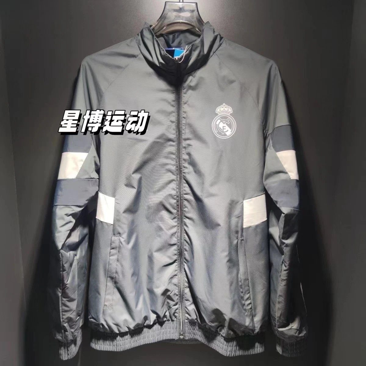 阿弟冲锋衣 - 134359
