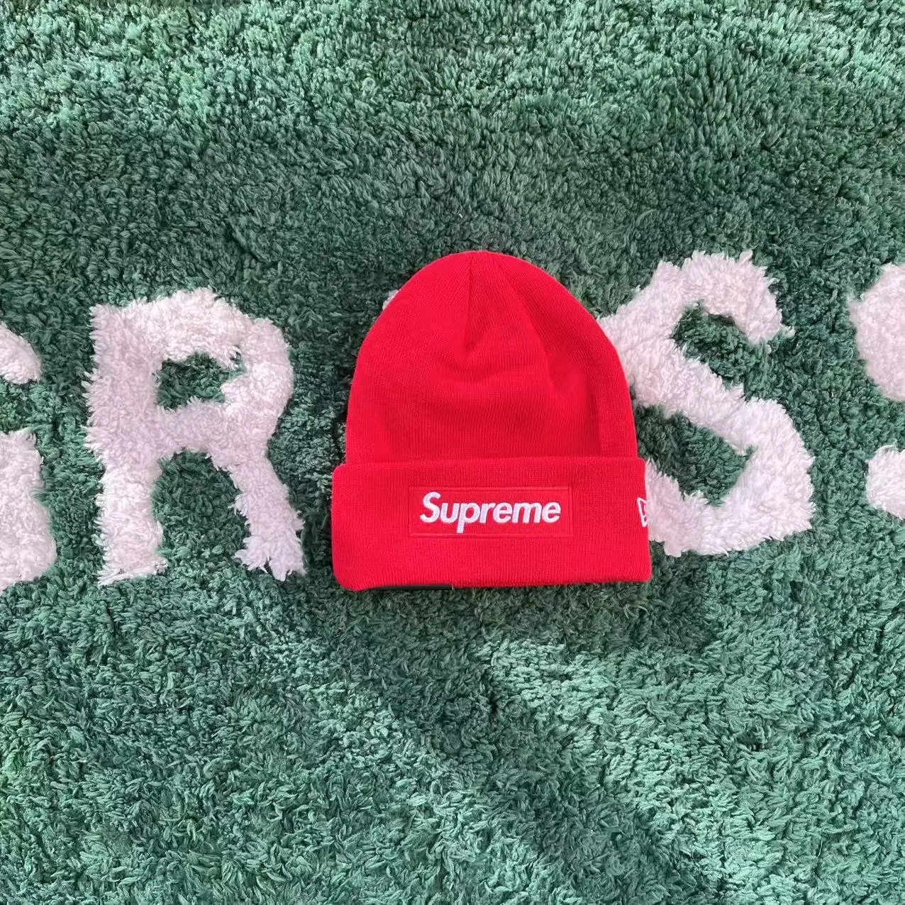 Red BOX Embroidered Cold Hat Nigu
