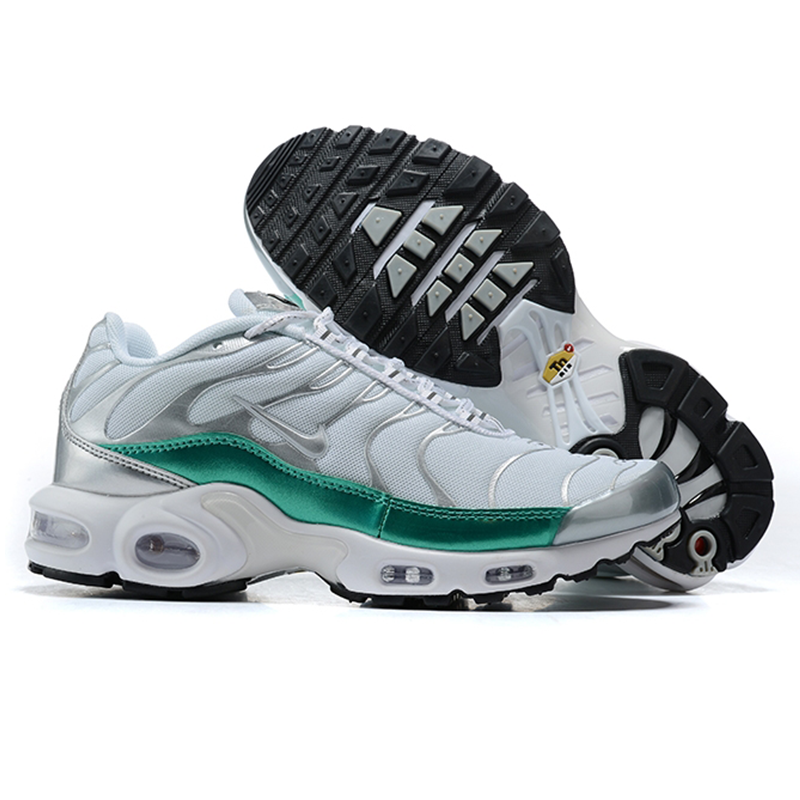 Nike Air Max Plus