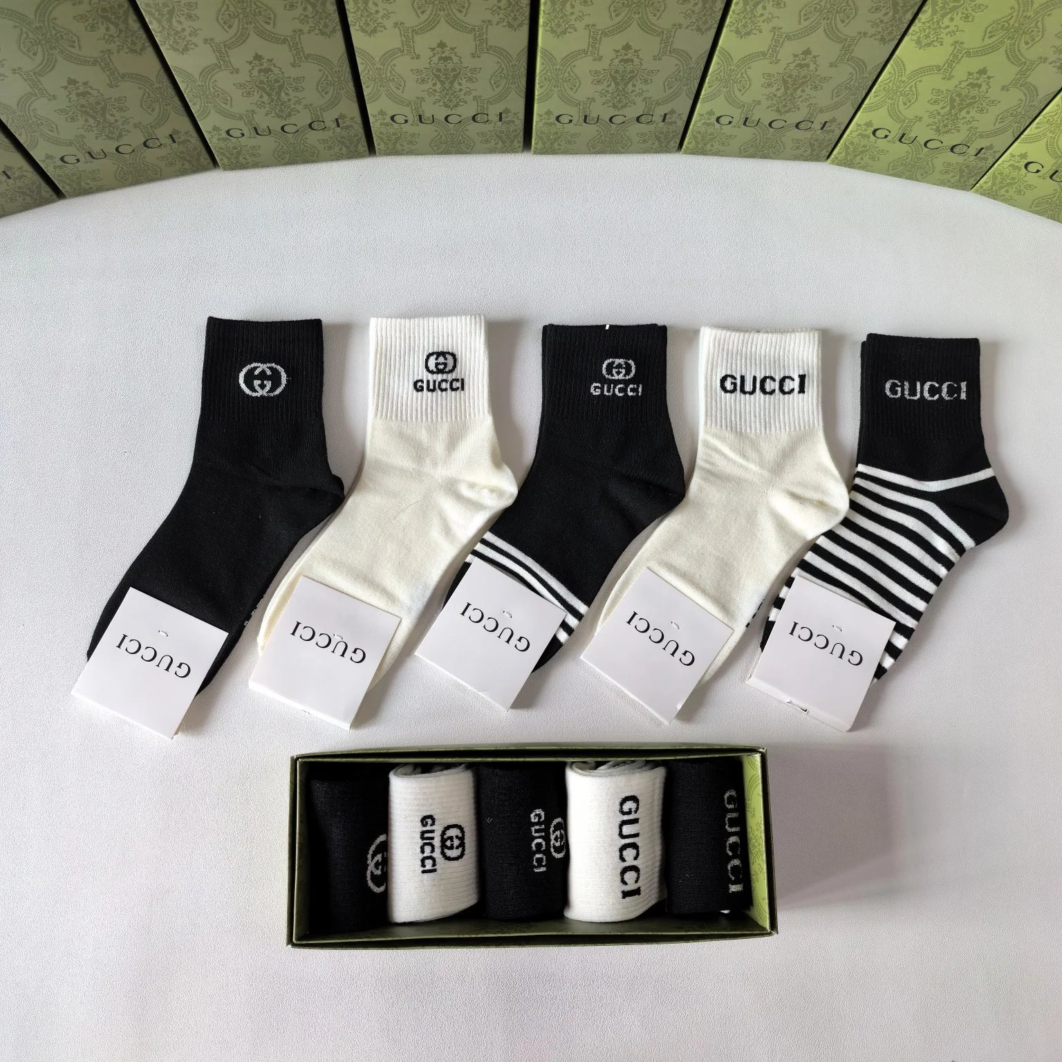 Louis Vuitton Fendi... Socks