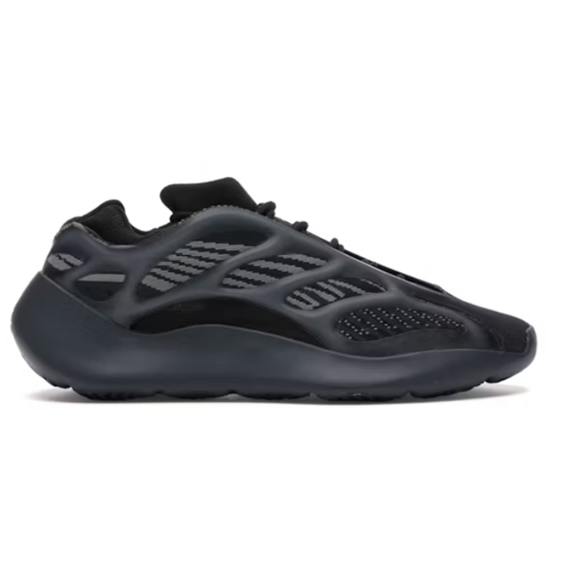 ad Yeezy 700 V3