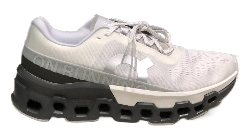 On Cloudmonster Hyper