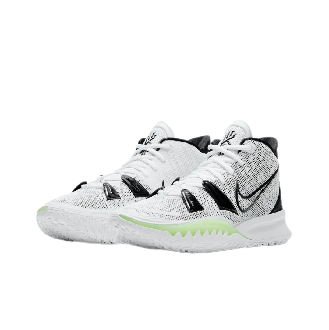 Nike Kyrie 7