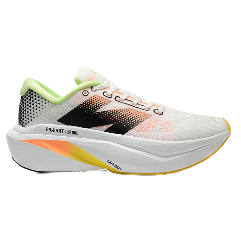 New Balance FuelCell SuperComp Trainer v3