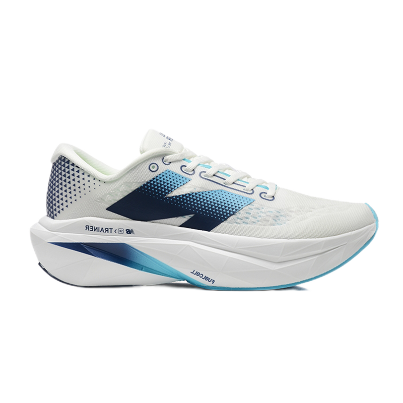New Balance FuelCell SuperComp Trainer v3
