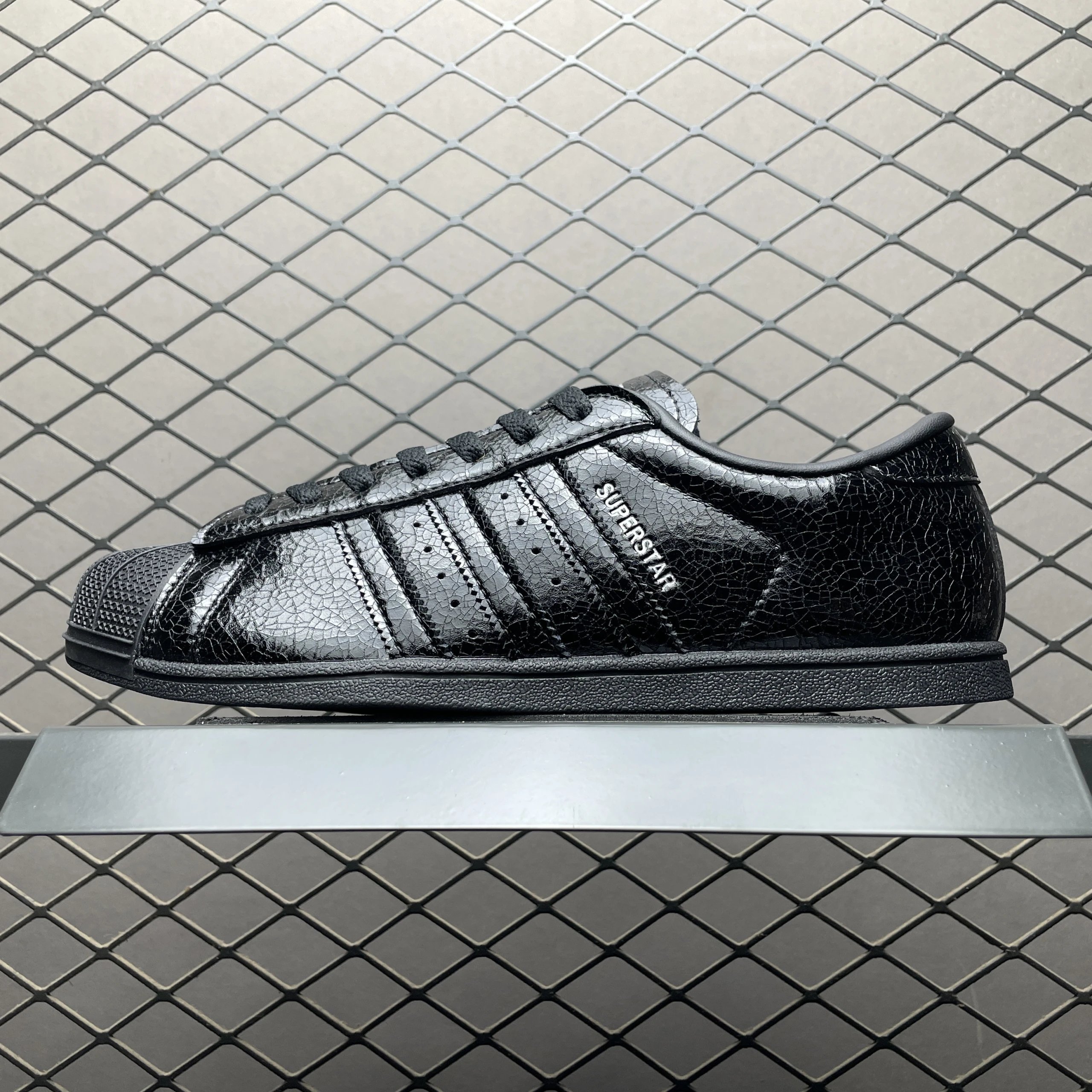 Adidas Superstar photo 3