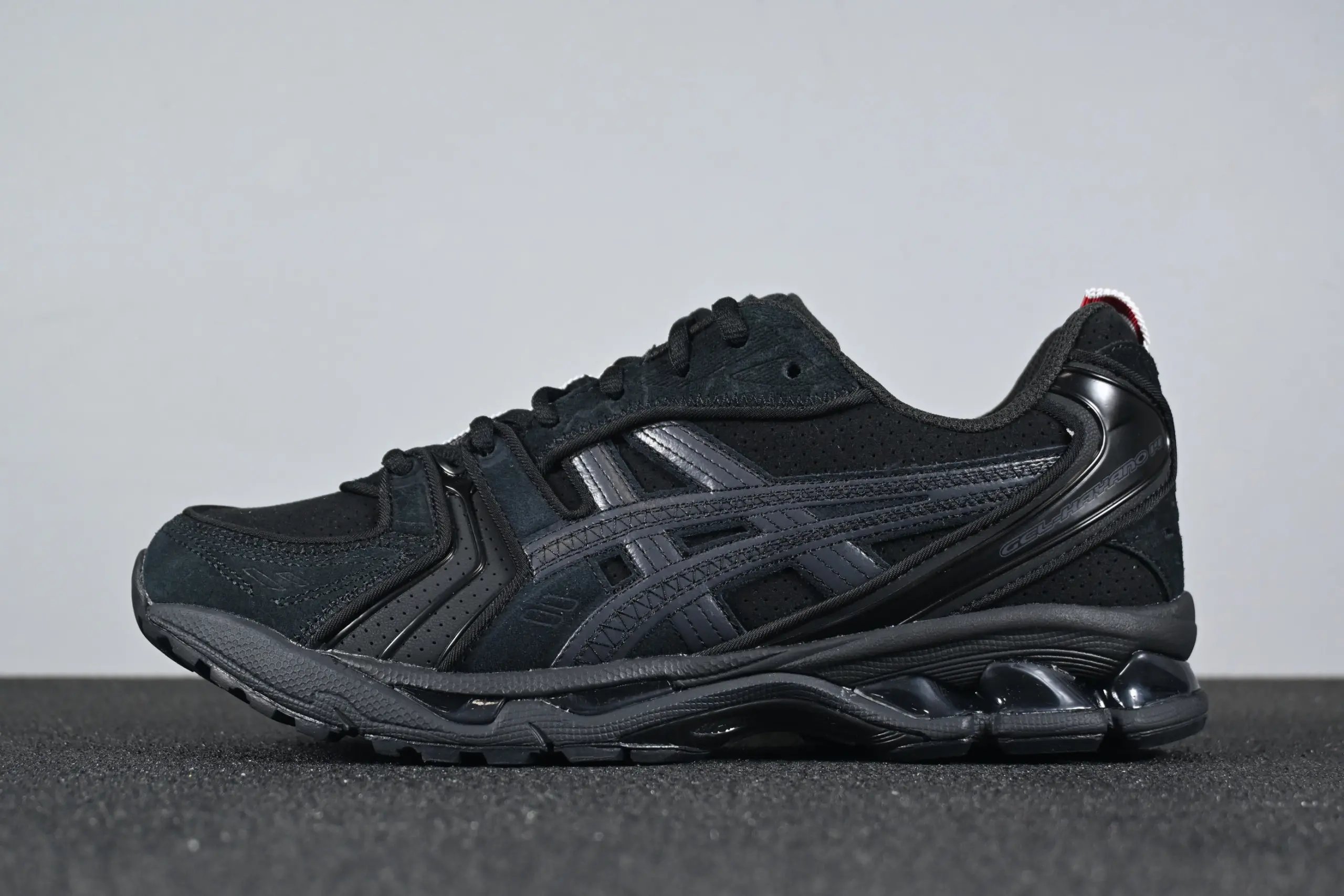【Collaboration model】UFC001B-L 0195-001 Black SKU image