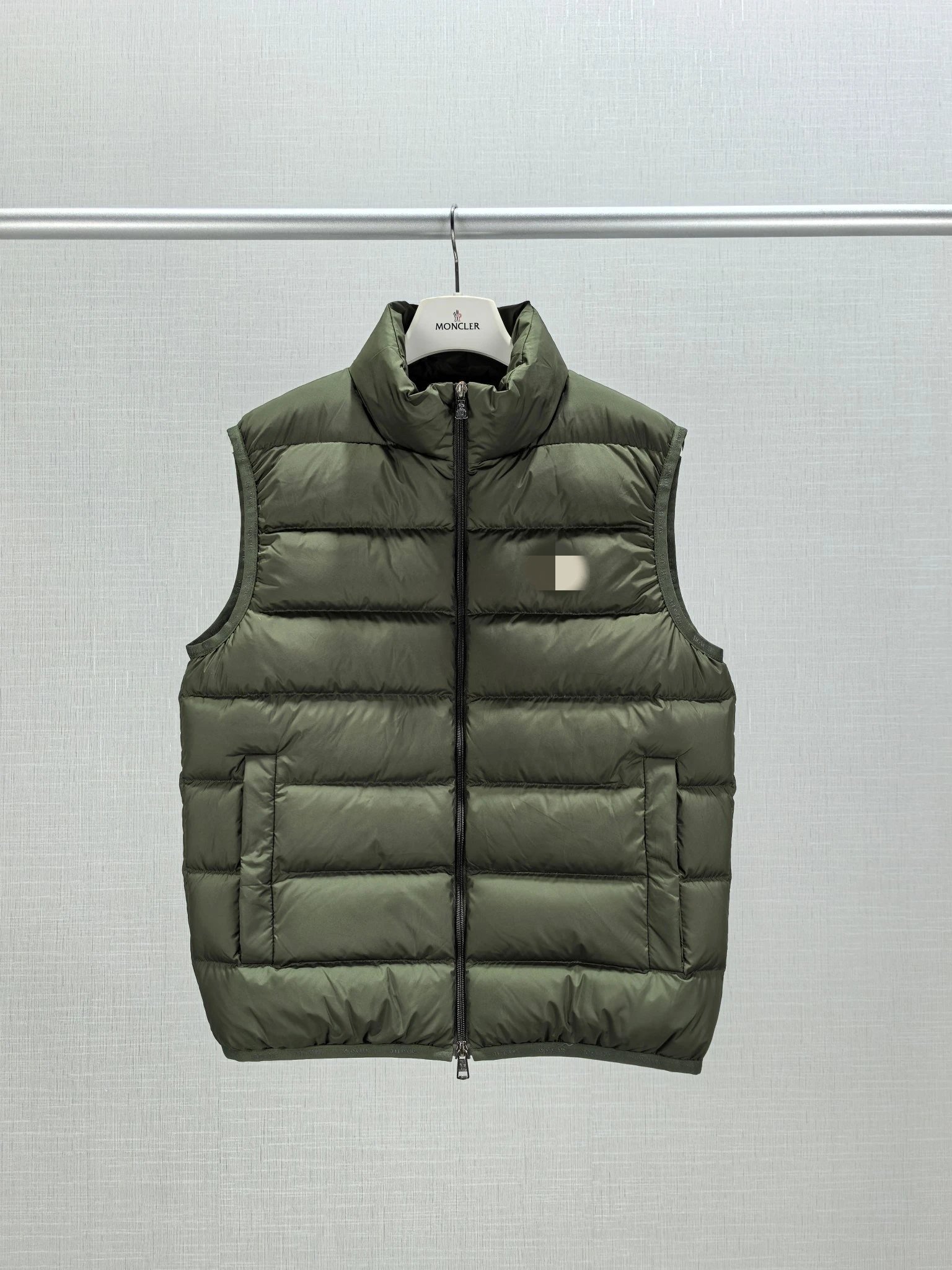 Vest photo 5