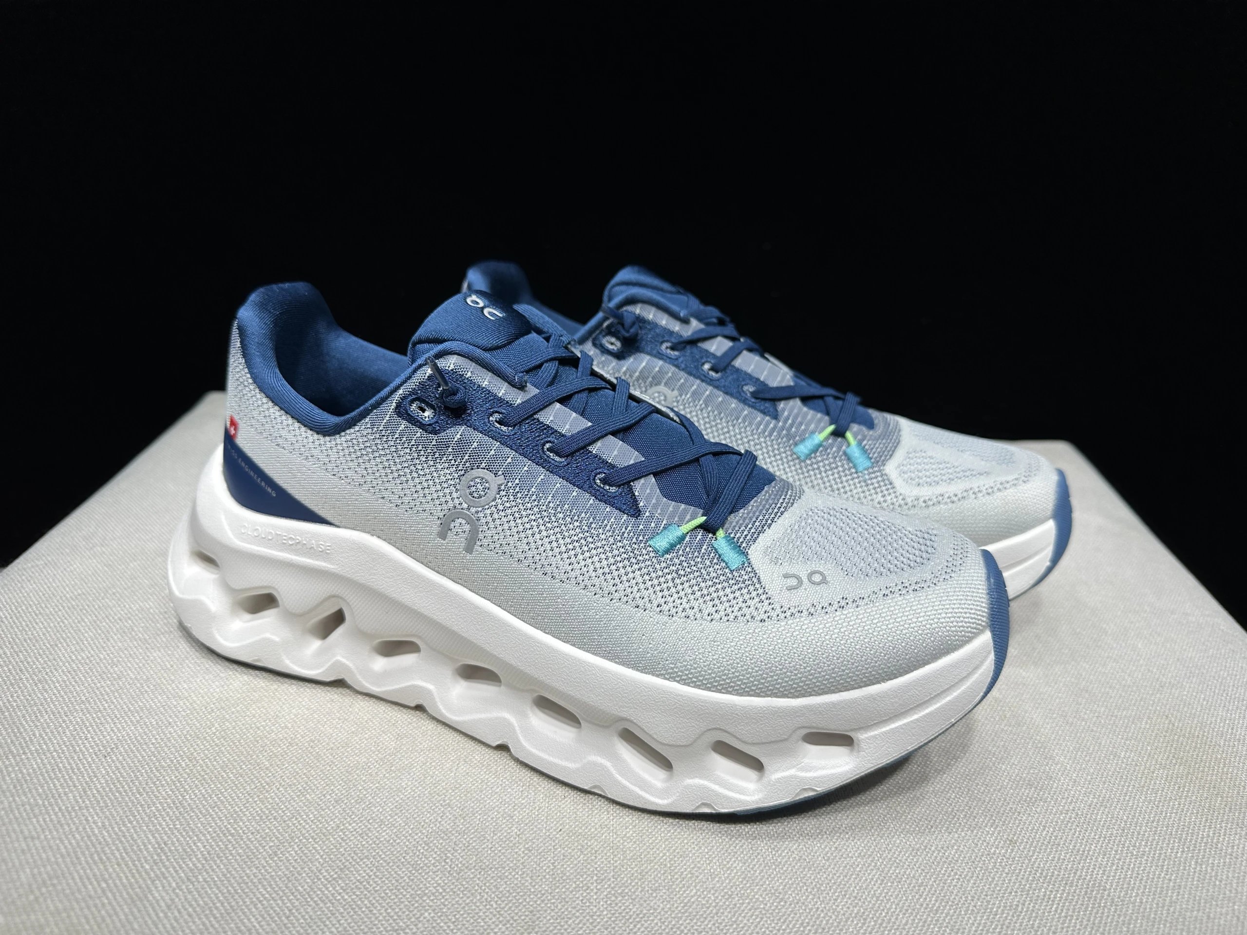 Gray Light Blue