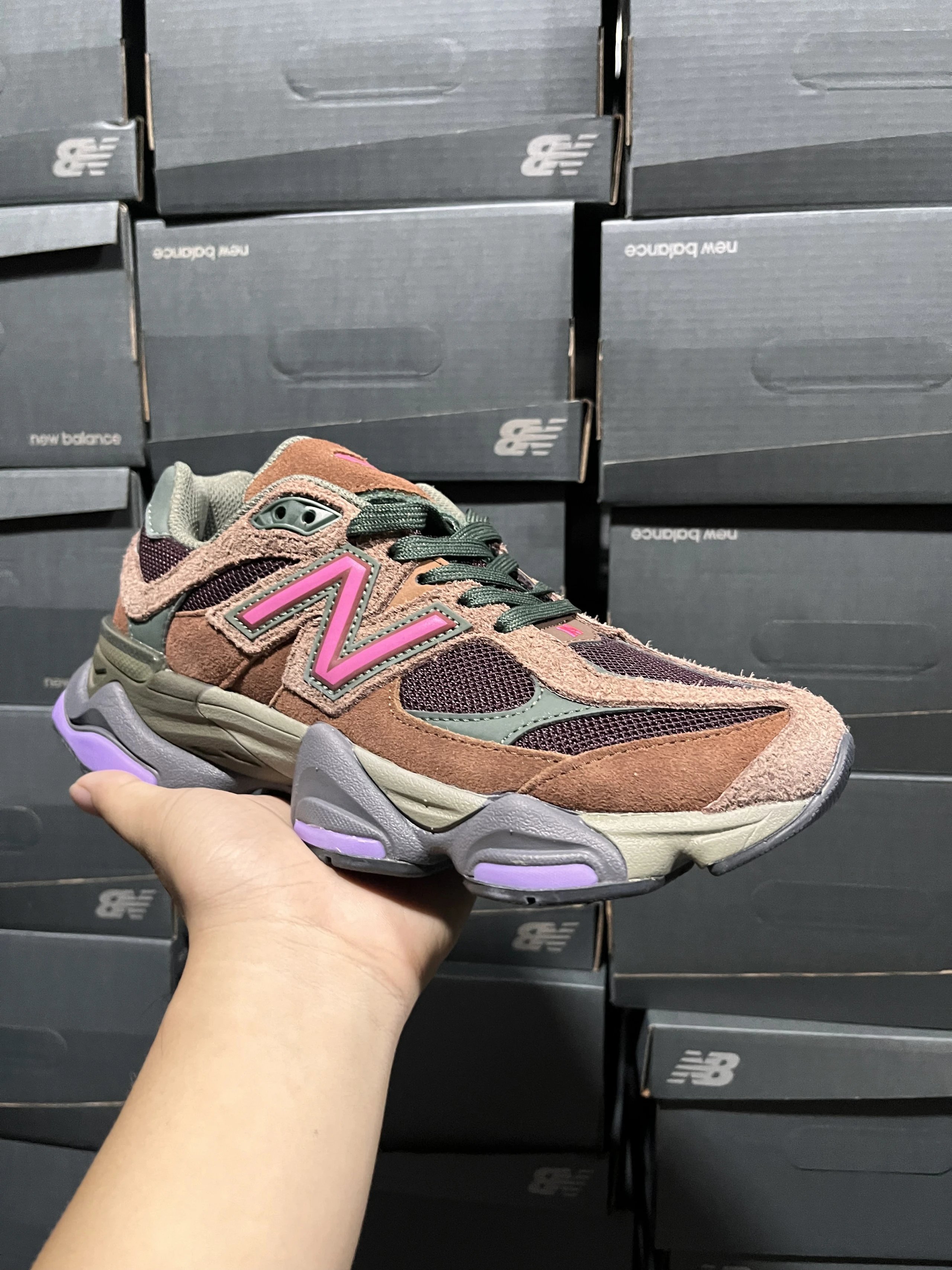 New Balance 9060 photo 8