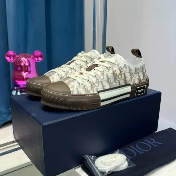Dior B23 High-Top Sneakers Navy Blue and White - 7