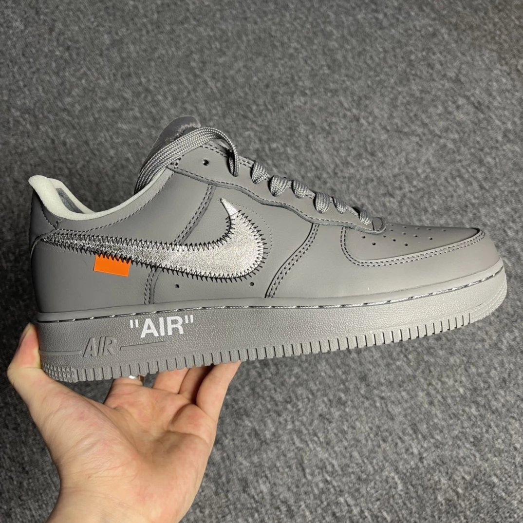 Grey(leather)