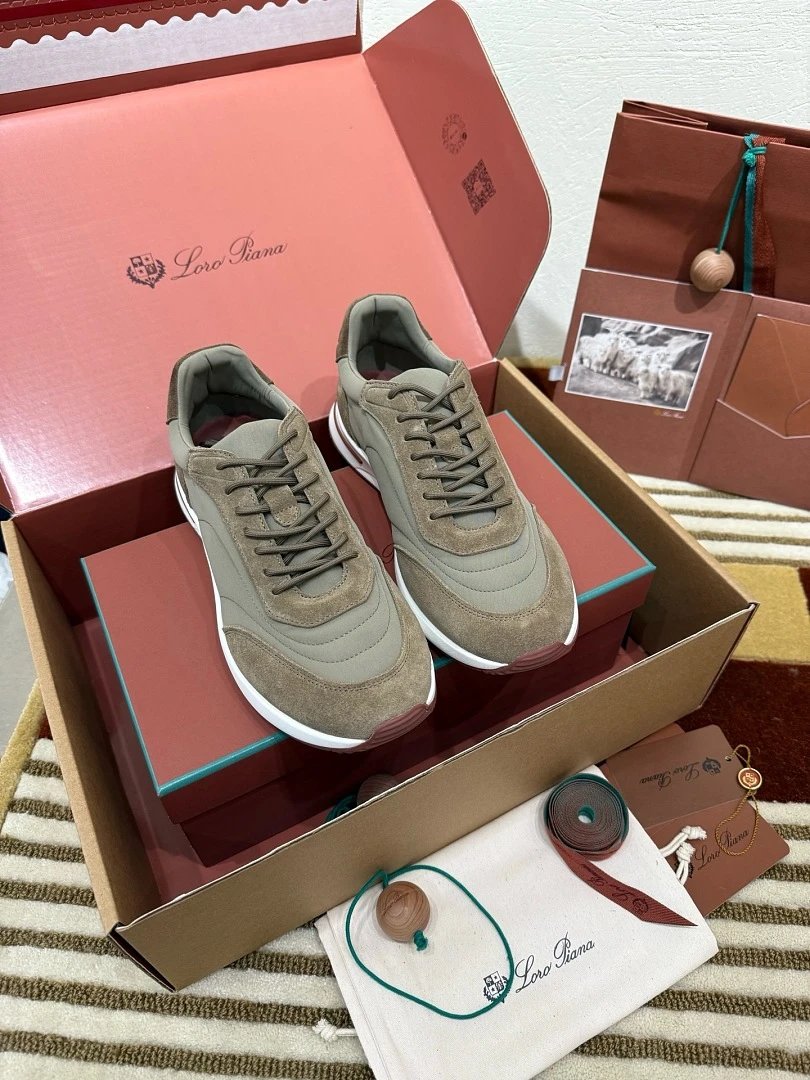 RS - Camel colored