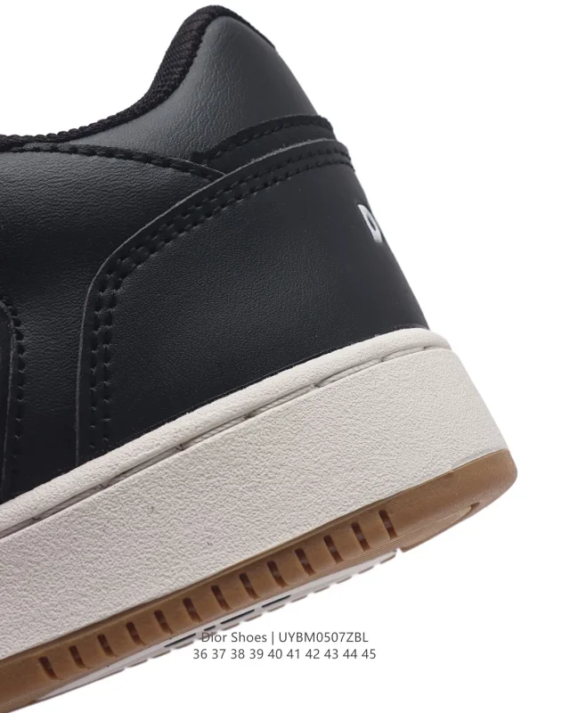 Dior Sneakers B27 low-top with Oblique side panels product detail image 28