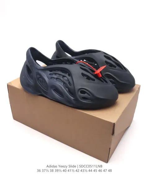 Adidas Yeezy Slide Bone Sneakers - 19