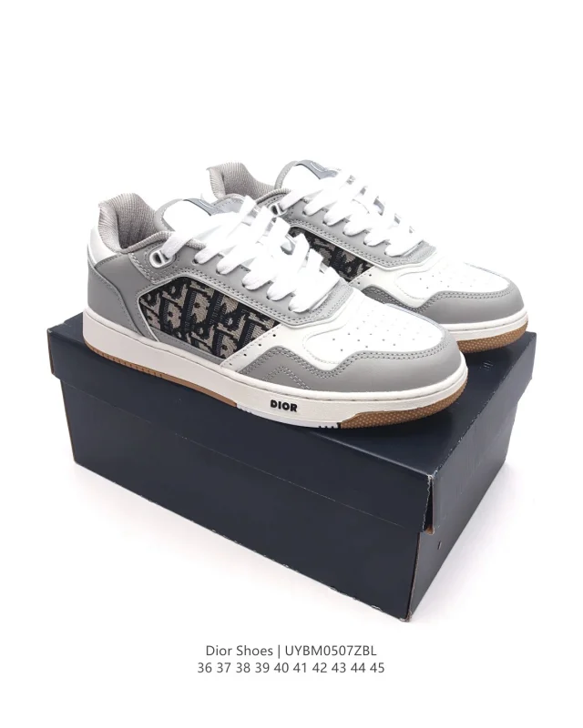 Dior Sneakers B27 low-top with Oblique side panels product detail image 20