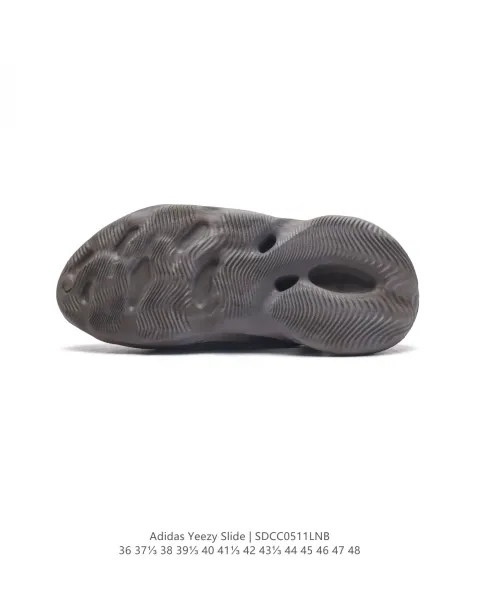 Adidas Yeezy Slide Bone Sneakers - 31