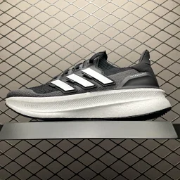 thumbnail for UltraBoost 5 黑白色JH9633