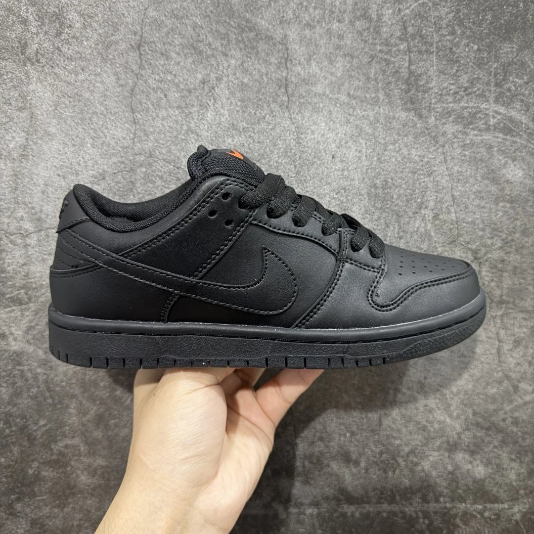 New VT Dunk Black Knight FJ1674-001