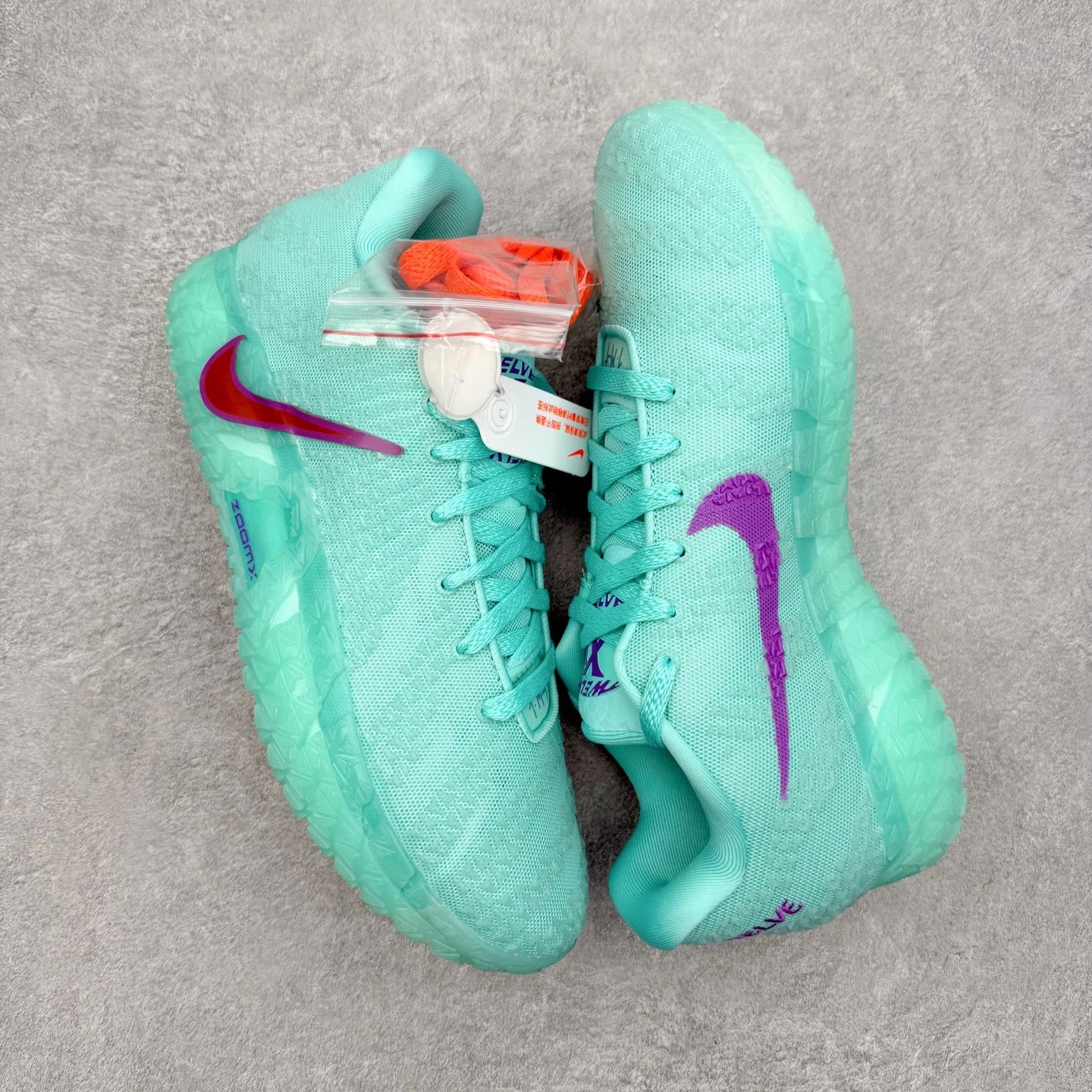 IQ6754-300 turquoise green