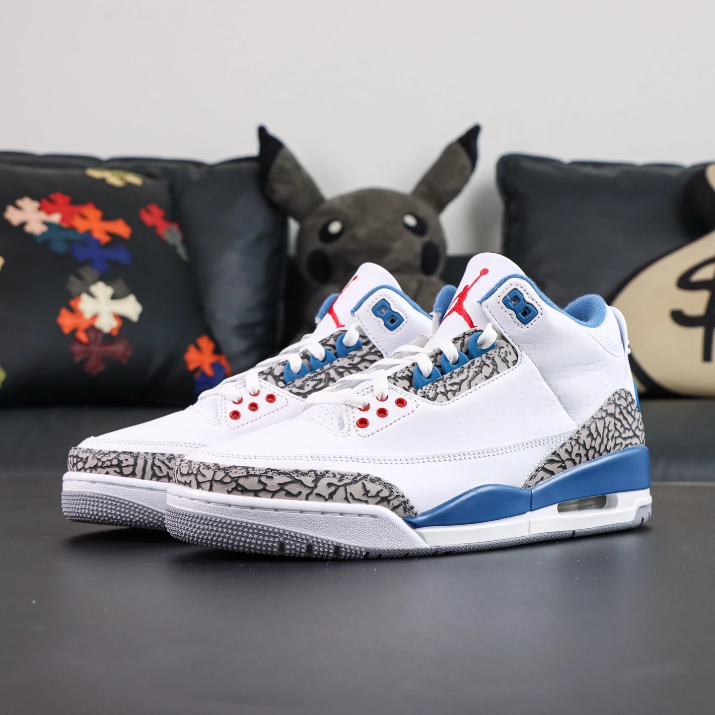 IF4369-104 True Blue