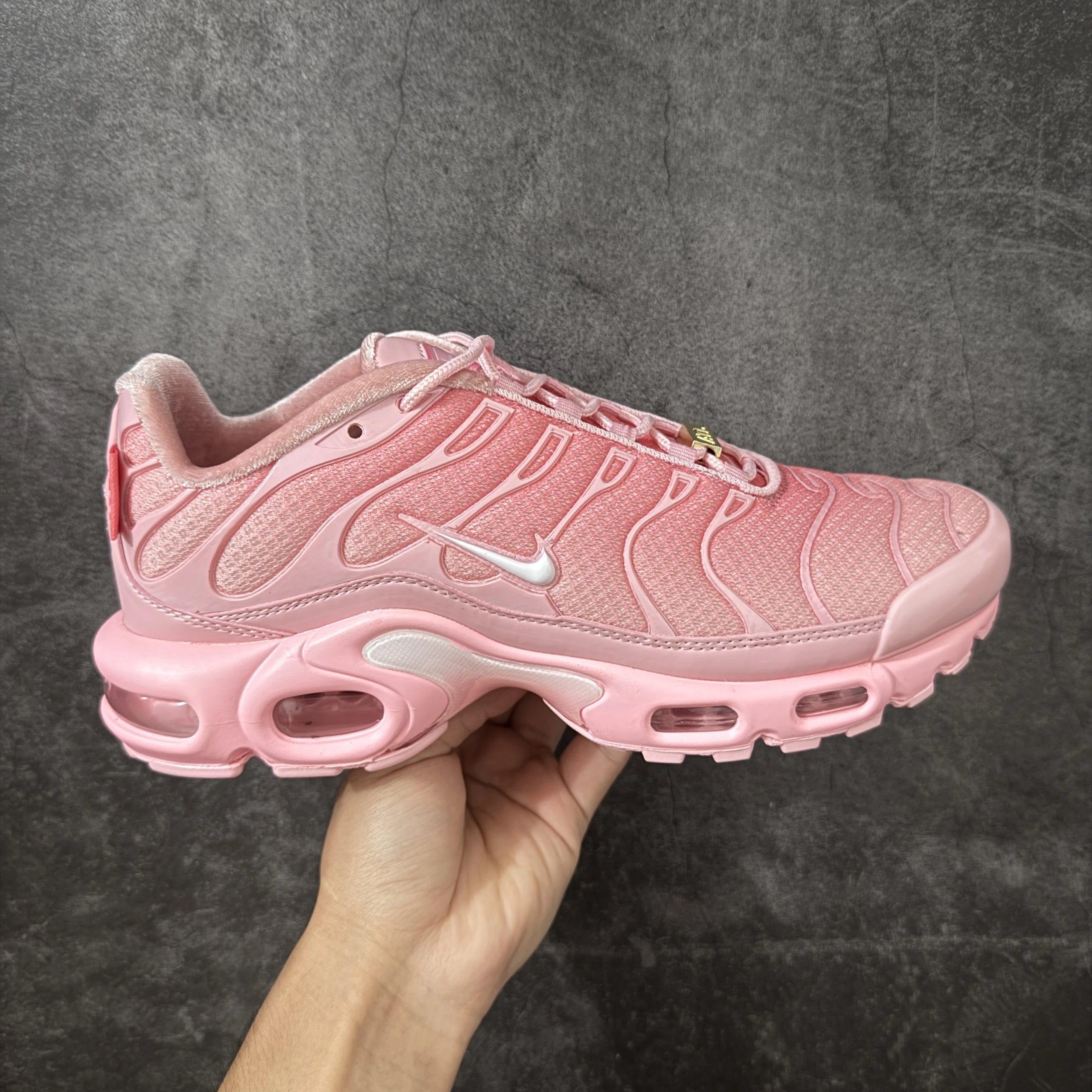 DH0155-600 Pink