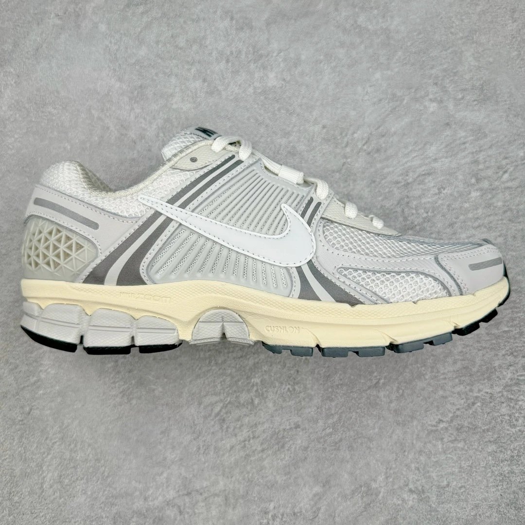 HF0731-007 White Grey