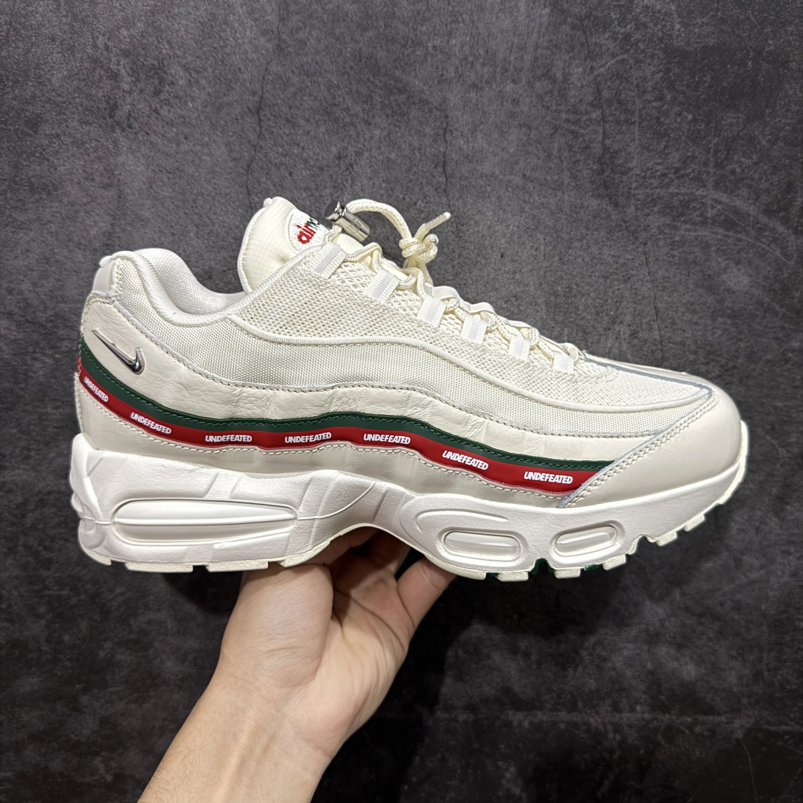 IB4453-100 Off-White