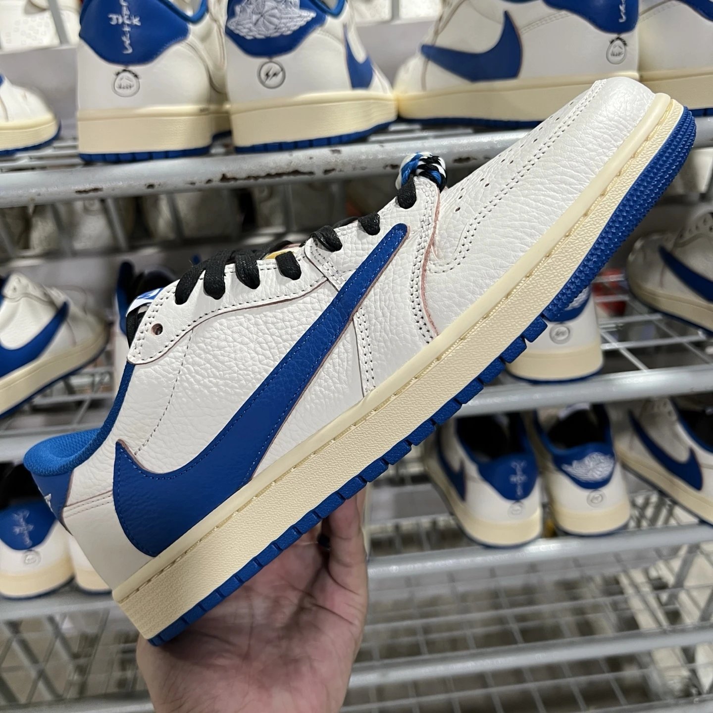 AJ1 Hook New White Blue DM7866-104