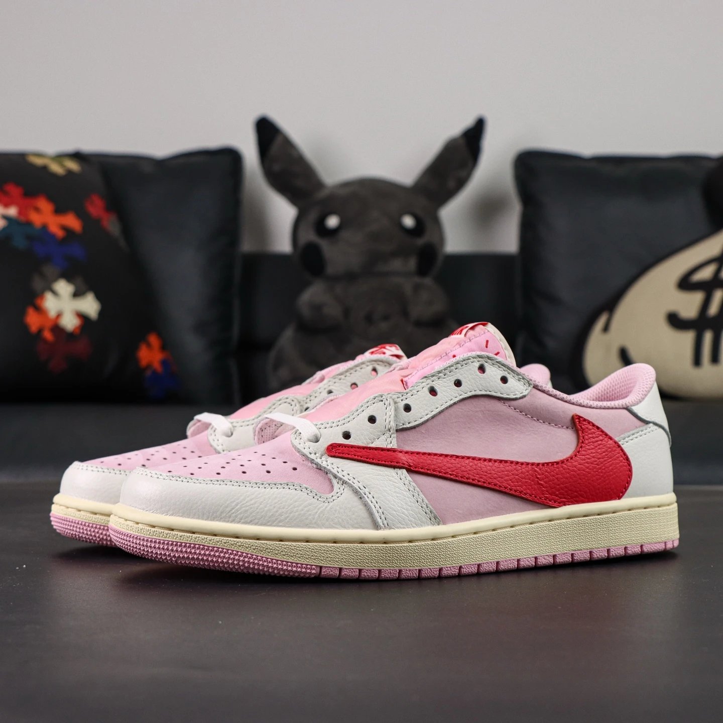 IQ7604-101 Pink