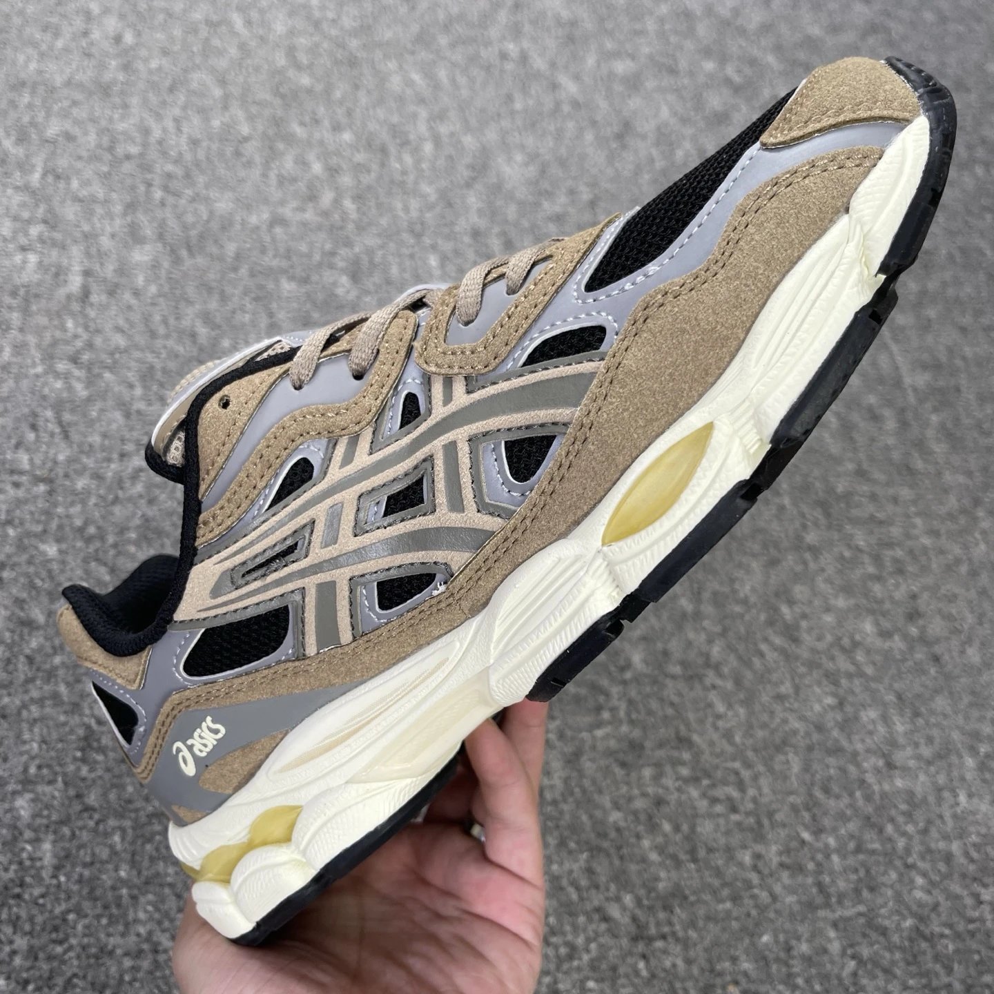 1203A383-005 Taupe