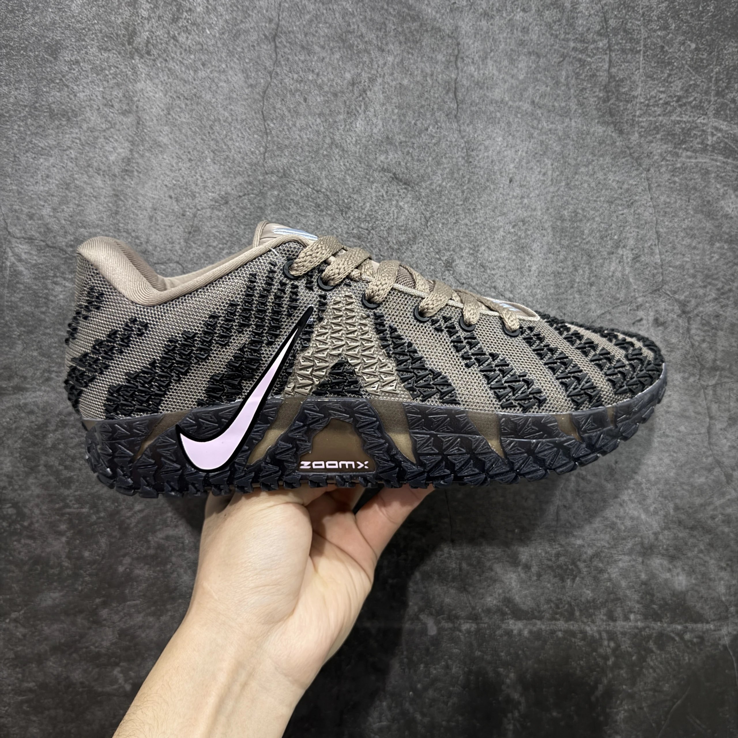 HF2794-200 Brown