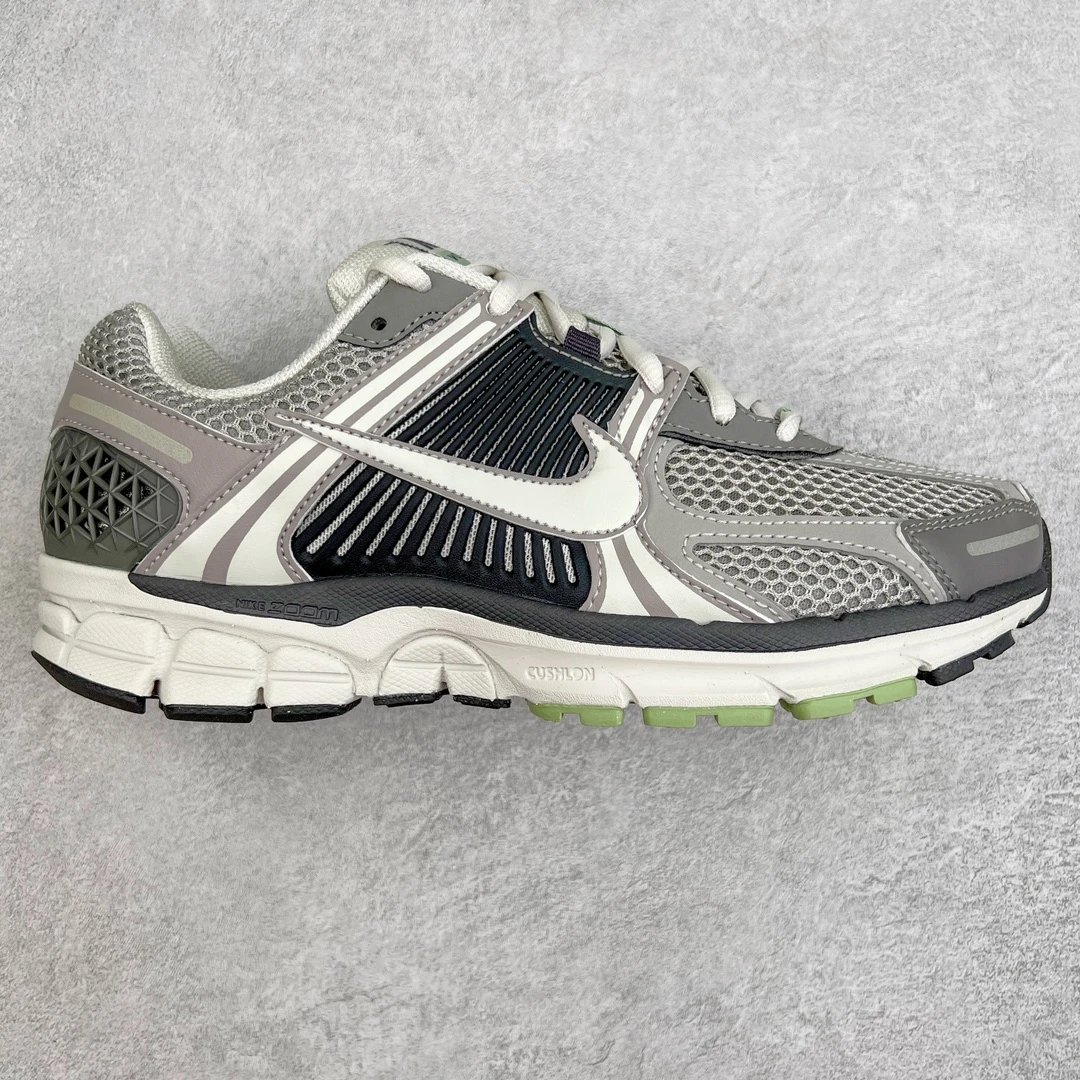 FB8825-001 gray black