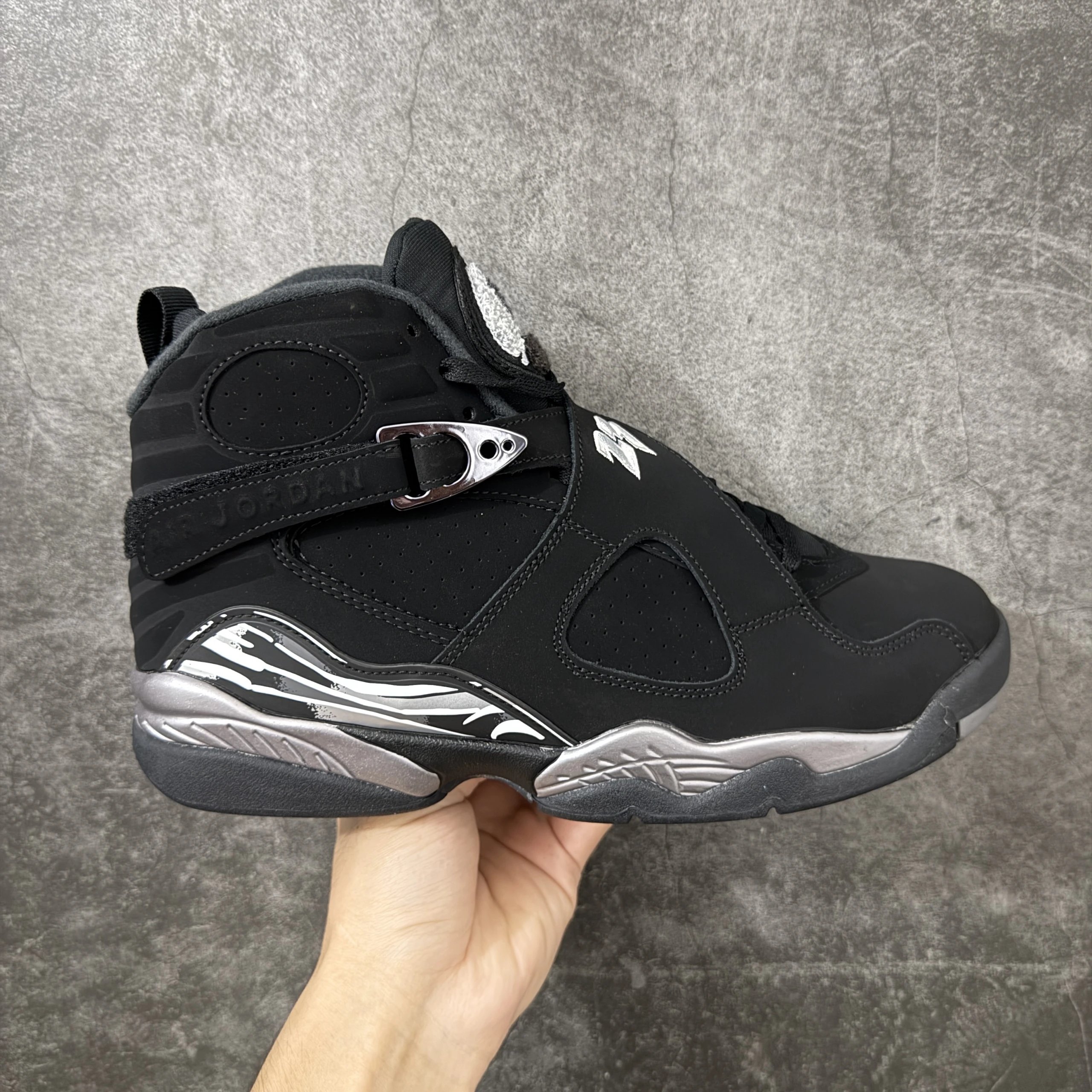 305381-007 Black Silver