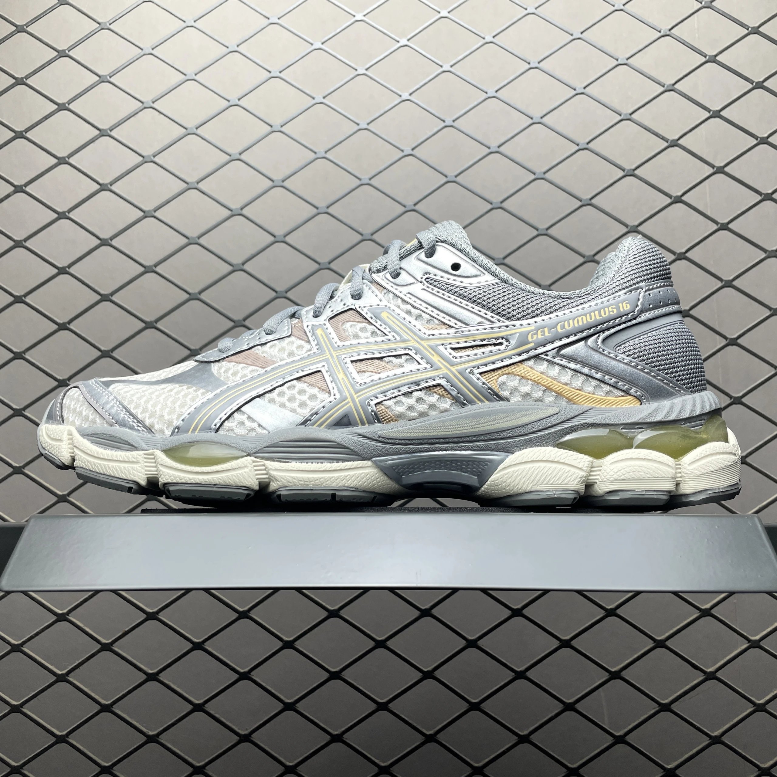 1203A733-101 Gray