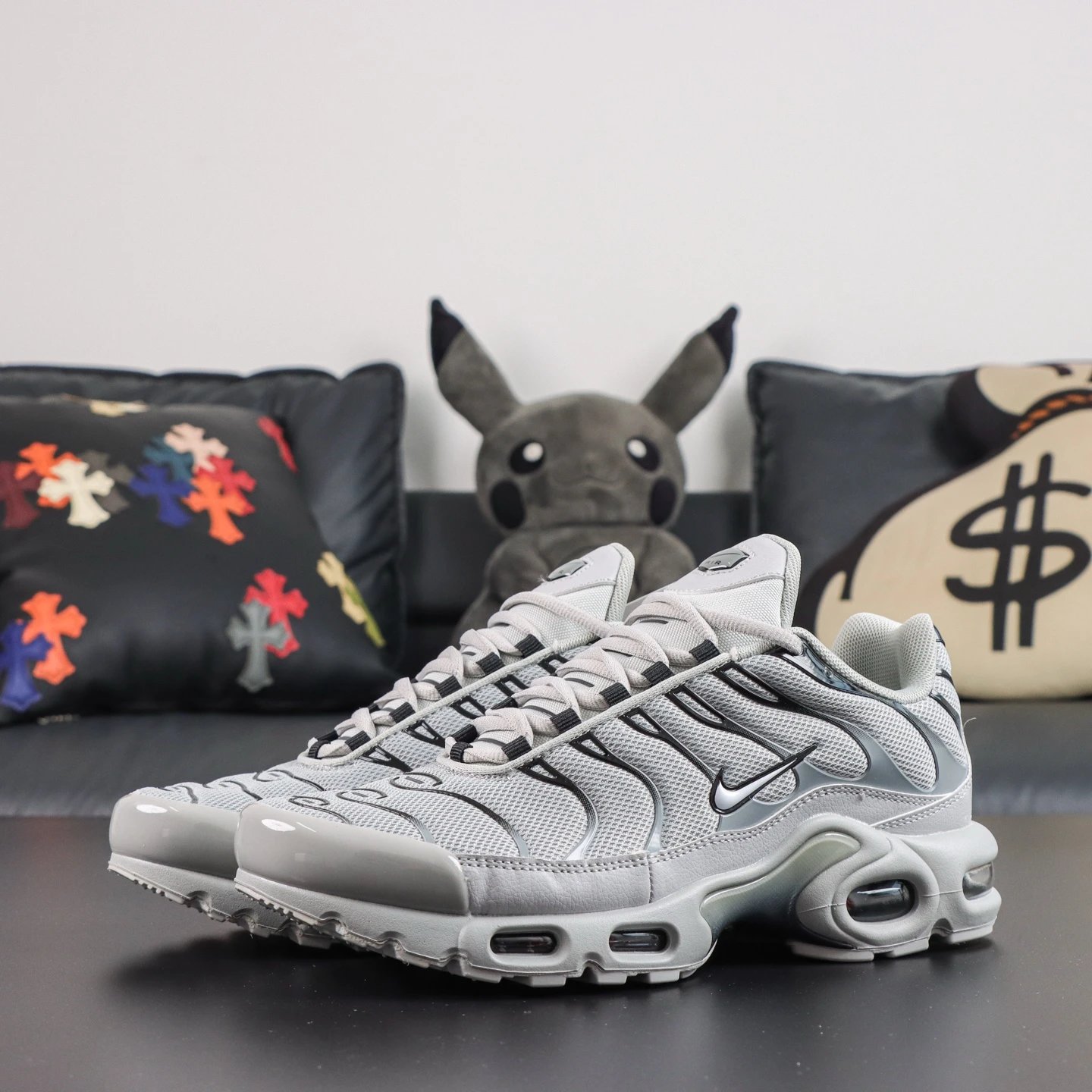 852630-021 Grey