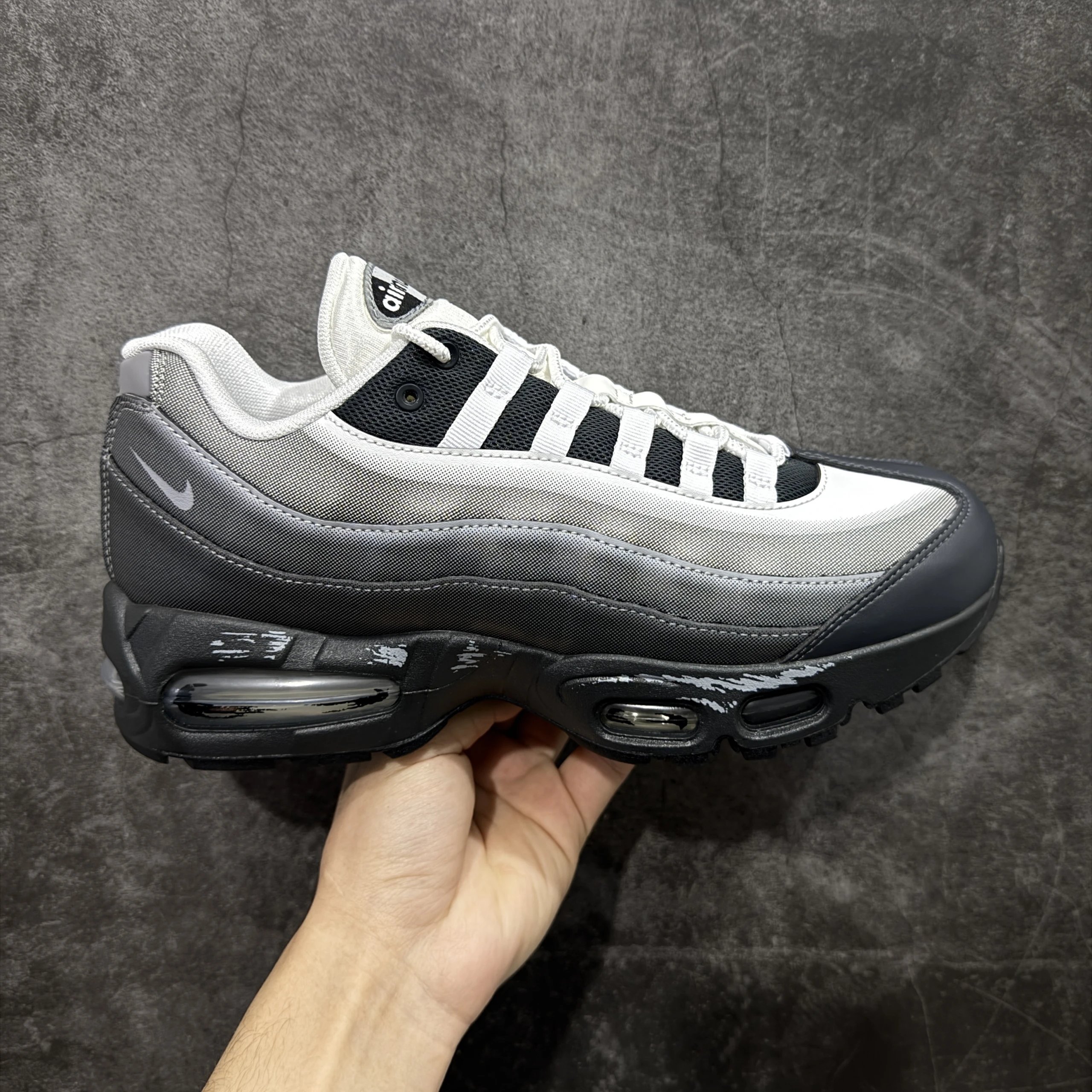 II7404-100 Unique