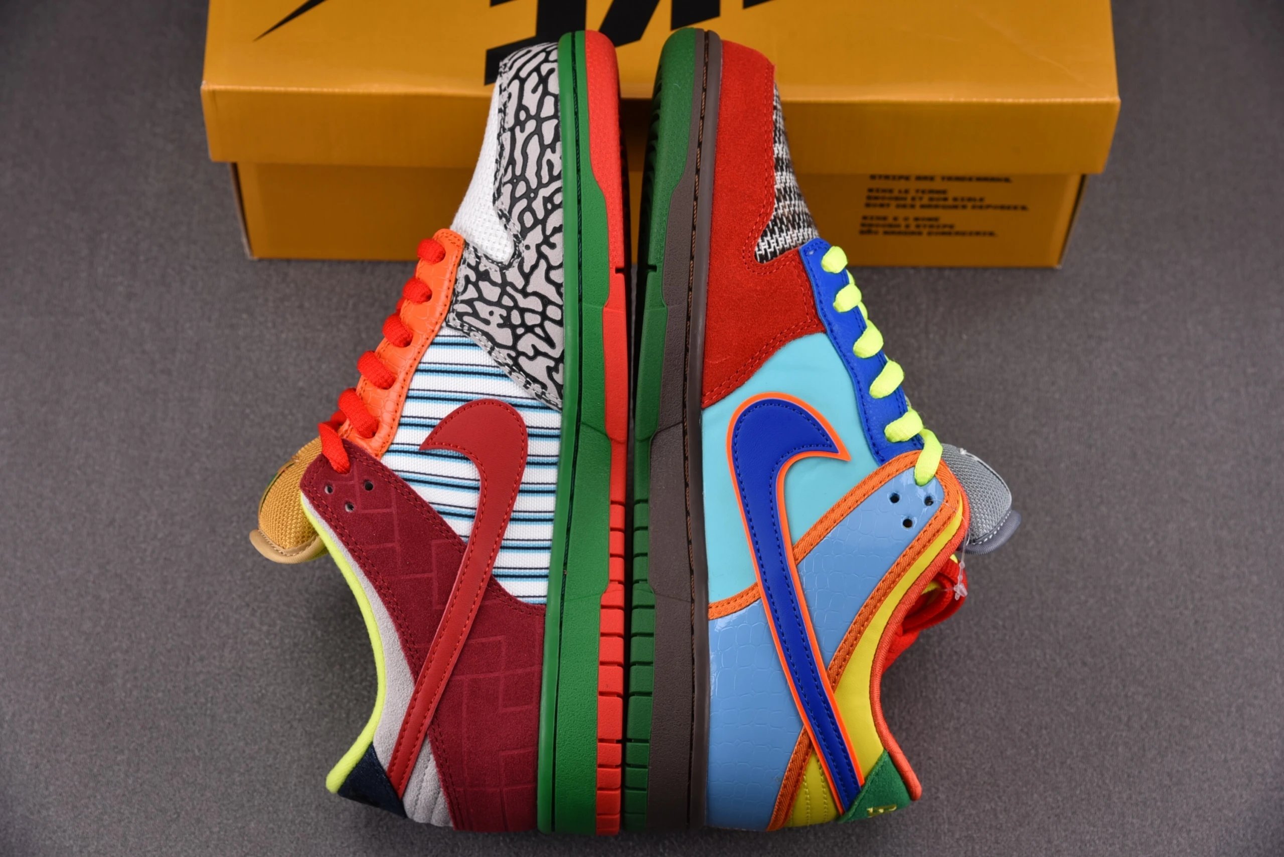 DUNK Multicolor Pigeon 318403-141