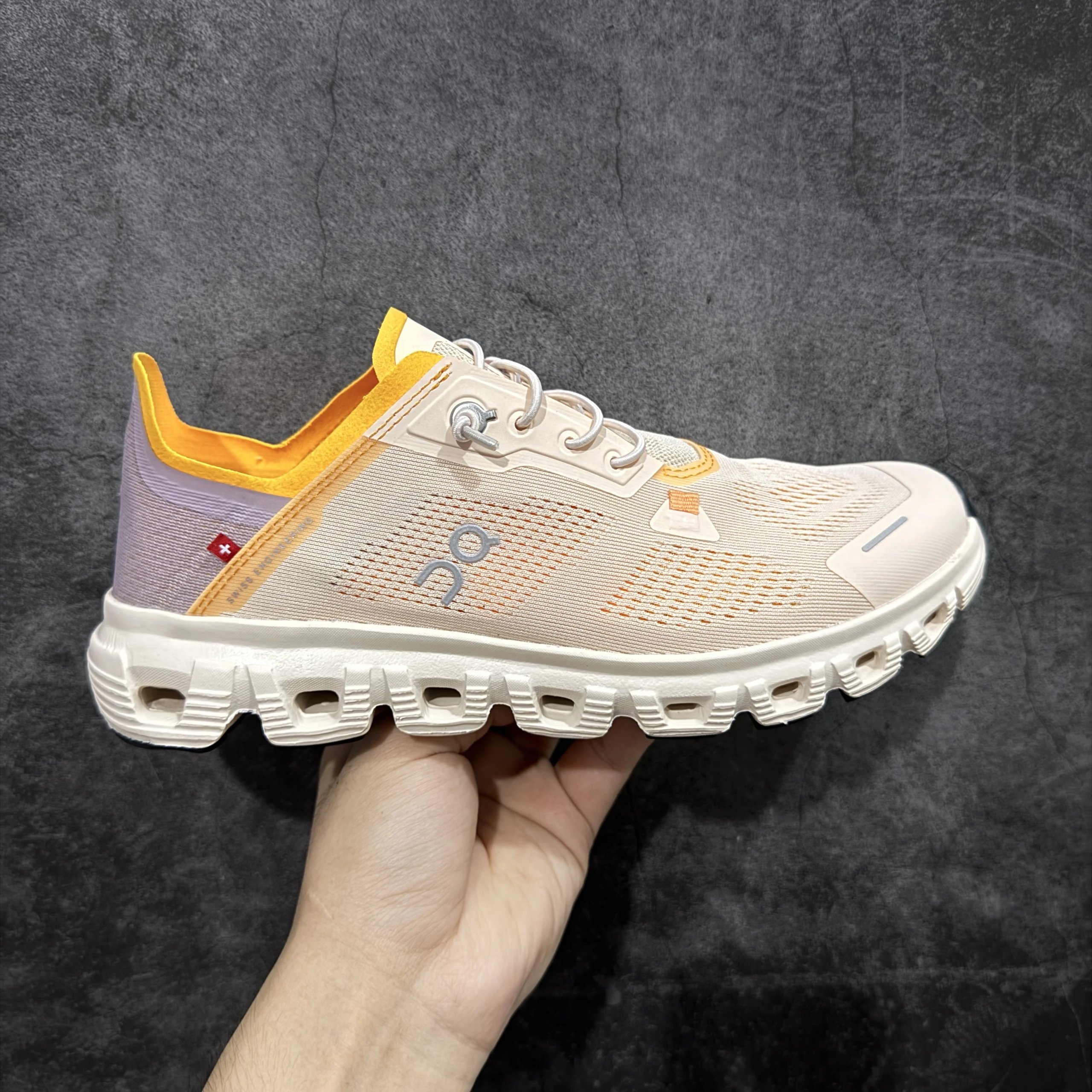 Cloud6 beige
