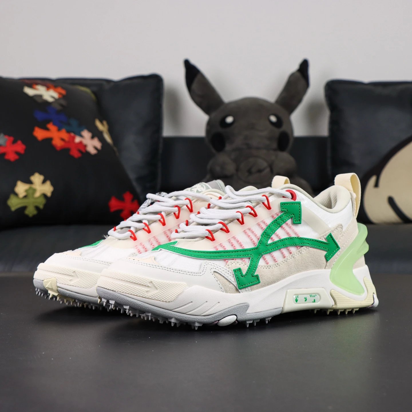 2000 white and green models