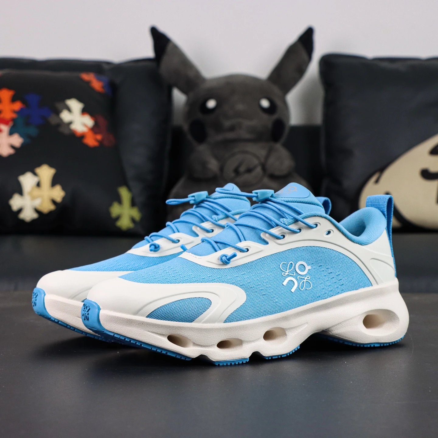 3WF30604608 White Blue